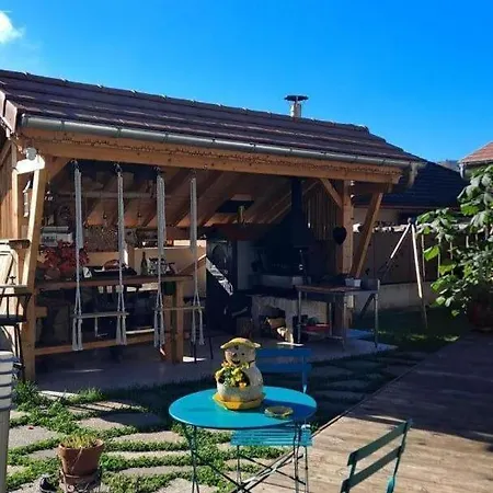 Alojamento de Acomodação e Pequeno-almoço Les Inseparables