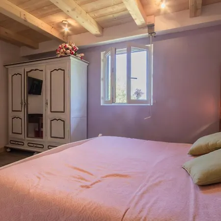 Les Inseparables Bed and Breakfast Saint-Pierre-de-Curtille